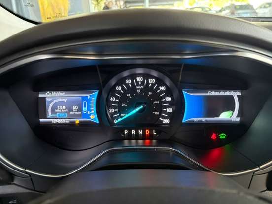 FORD-FUSION-2014