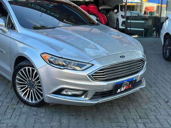 FORD-FUSION-2017