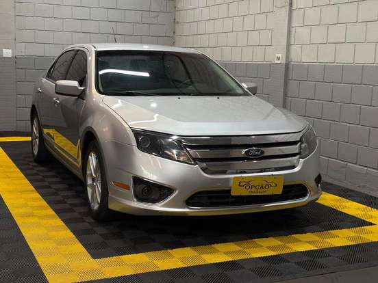 FORD-FUSION-2011