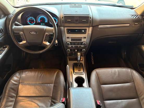 FORD-FUSION-2011