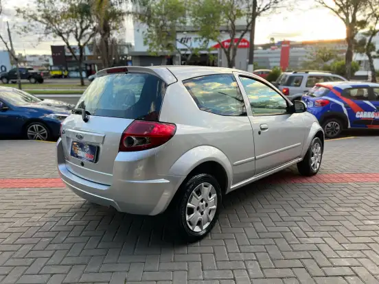 FORD-KA-2009
