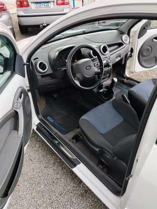 FORD-KA-2012