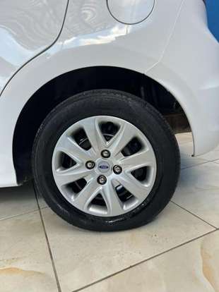 FORD-KA-2016