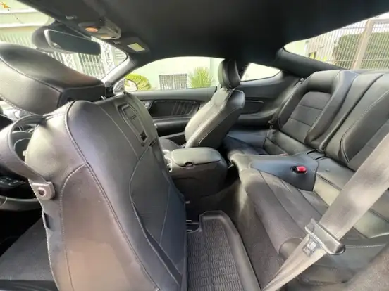 FORD-MUSTANG-2019
