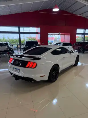 FORD-MUSTANG-2018
