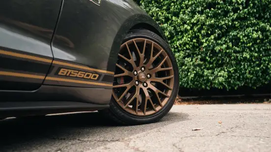 FORD-MUSTANG-2018
