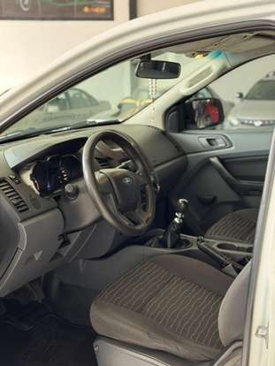 FORD-RANGER-2013