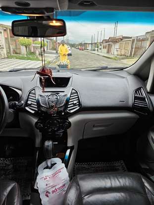 FORD-ECOSPORT-2014