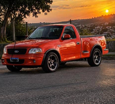 FORD F-150 4.6 TRITON XLT CS 4X4 V8 GASOLINA 2P AUTOMÁTICO