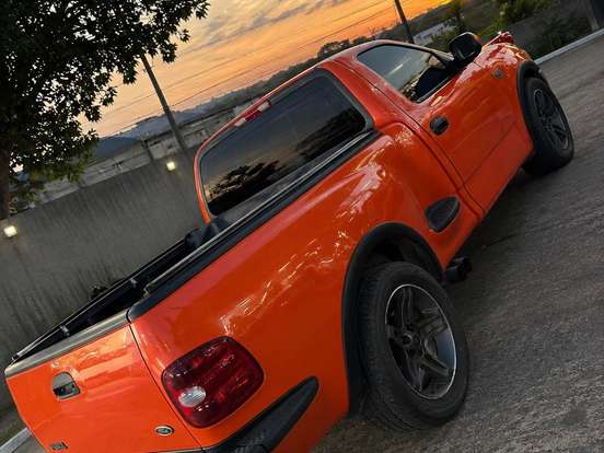 FORD-F-150-4.6 TRITON XLT CS 4X4 V8 GASOLINA 2P AUTOMÁTICO FORD-F-150-1996