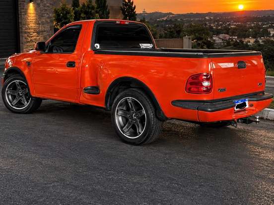 FORD-F-150-4.6 TRITON XLT CS 4X4 V8 GASOLINA 2P AUTOMÁTICO FORD-F-150-1996