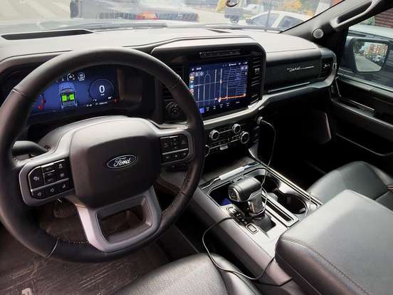 FORD-F-150-5.0 V8 GASOLINA CD LARIAT FX4 AUTOMÁTICO FORD-F-150-2024