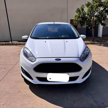 FORD-FIESTA-2015