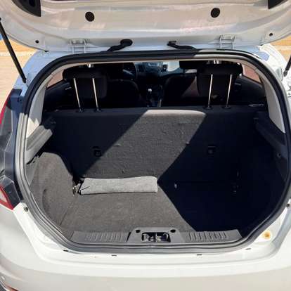 FORD-FIESTA-2015