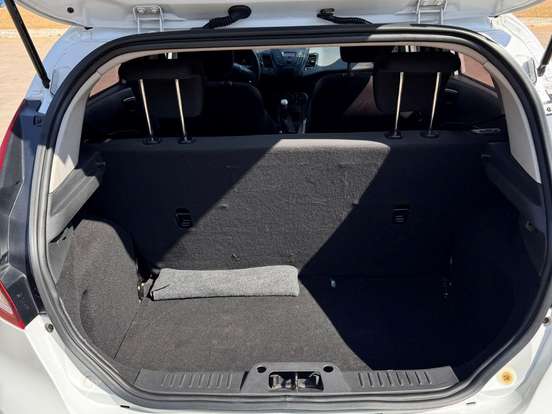 FORD-FIESTA-1.5 SE HATCH 16V FLEX 4P MANUAL FORD-FIESTA-2015