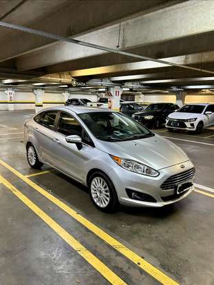 FORD-FIESTA-2014