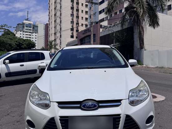 FORD-FOCUS-1.6 SE SEDAN 16V FLEX 4P POWERSHIFT FORD-FOCUS-2014
