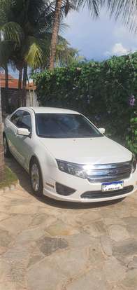 FORD-FUSION-2011
