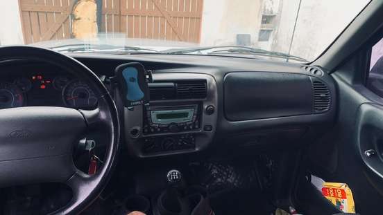 FORD-RANGER-2012