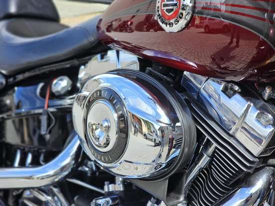 HARLEY-DAVIDSON-SOFTAIL BREAKOUT-2015