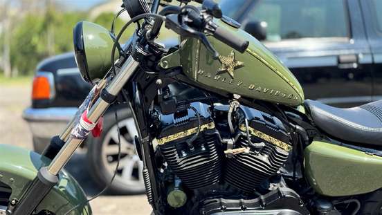 HARLEY-DAVIDSON-SPORTSTER XL 883-2005