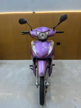 HONDA BIZ 125 ES 