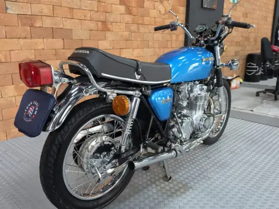 HONDA-CB 550 FOUR HONDA-CB 550 FOUR-1976