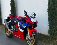 HONDA CBR 1000RR-R FIREBLADE SP HONDA CBR 1000RR-R FIREBLADE SP