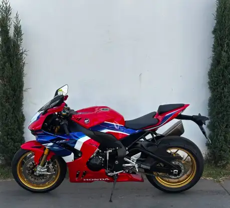 HONDA-CBR 1000RR-R FIREBLADE SP-2022