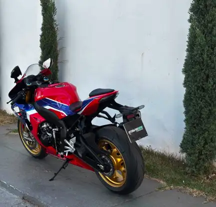 HONDA-CBR 1000RR-R FIREBLADE SP-2022