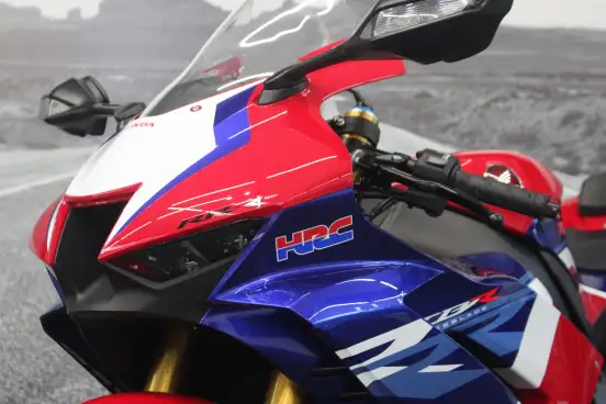 HONDA-CBR 1000RR-R FIREBLADE SP-2022