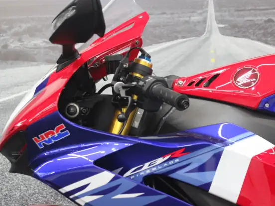HONDA-CBR 1000RR-R FIREBLADE SP HONDA-CBR 1000RR-R FIREBLADE SP-2022