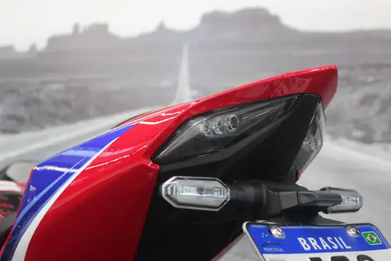 HONDA-CBR 1000RR-R FIREBLADE SP-2022