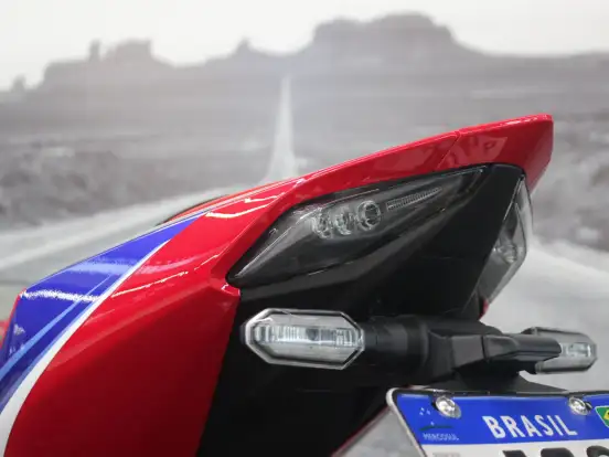 HONDA-CBR 1000RR-R FIREBLADE SP HONDA-CBR 1000RR-R FIREBLADE SP-2022