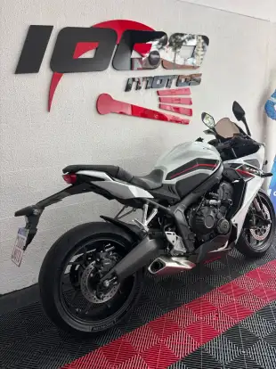 HONDA-CBR 650R ABS-2024