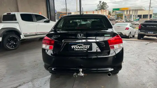 HONDA-CITY-2010