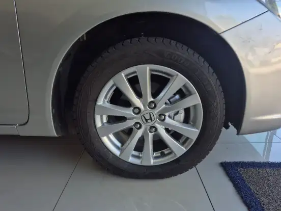 HONDA-CIVIC-2012