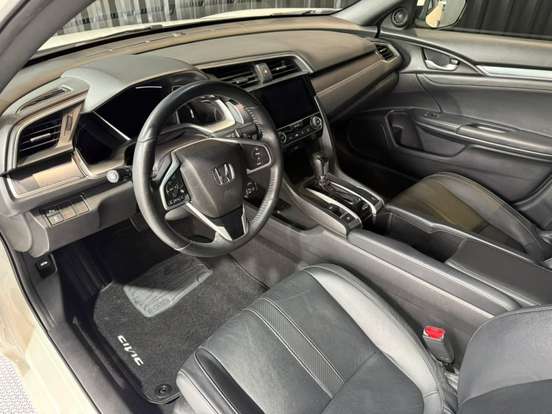 HONDA-CIVIC-2018