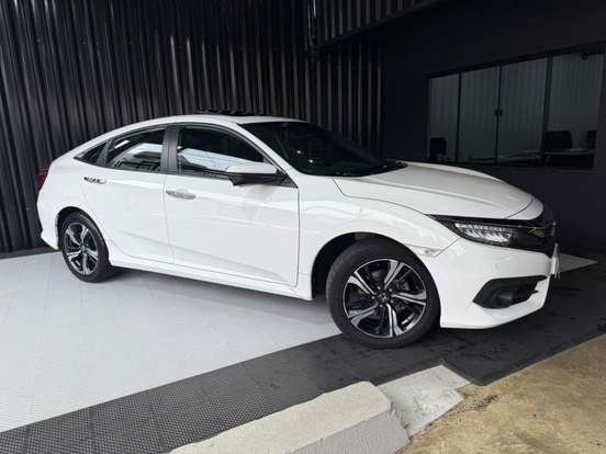 HONDA-CIVIC-2018