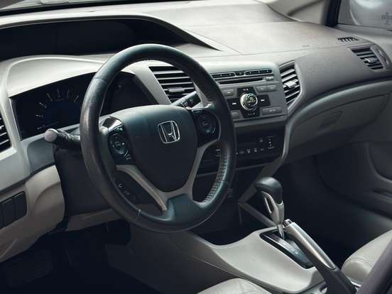 HONDA-CIVIC-2.0 LXR 16V FLEX 4P AUTOMÁTICO HONDA-CIVIC-2013