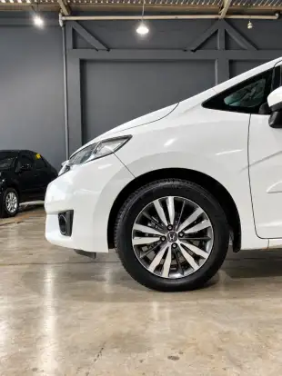HONDA-FIT-2016