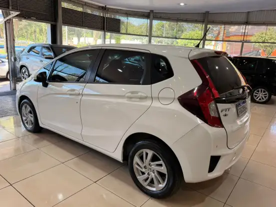 HONDA-FIT-2015