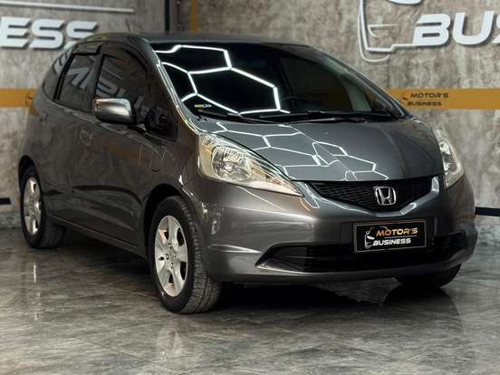 HONDA-FIT-2011