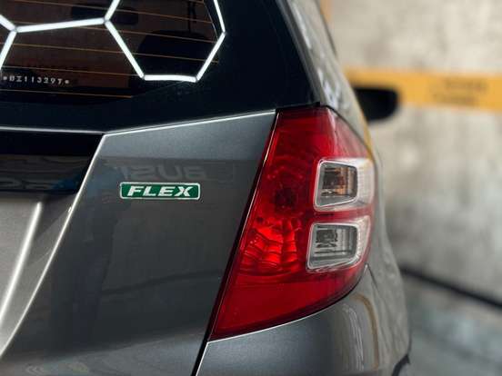 HONDA-FIT-2011