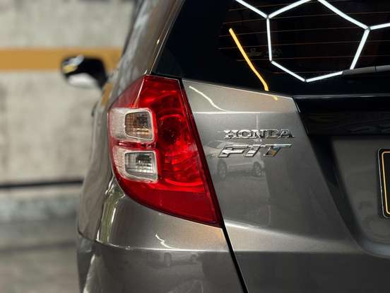 HONDA-FIT-1.4 DX 16V FLEX 4P MANUAL HONDA-FIT-2011