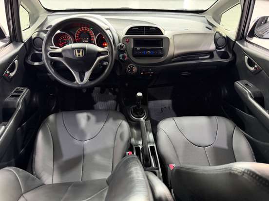 HONDA-FIT-2008