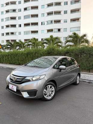 HONDA-FIT-2015