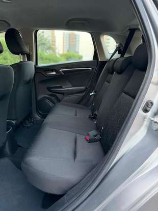 HONDA-FIT-2015