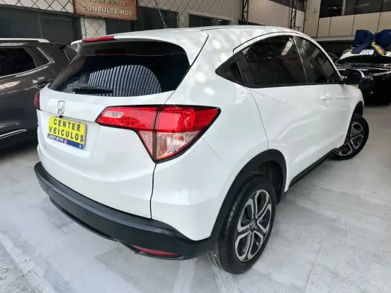 HONDA-HR-V-1.8 16V FLEX LX 4P AUTOMÁTICO HONDA-HR-V-2017
