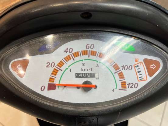 HONDA-C 100 BIZ ES HONDA-C 100 BIZ ES-2005